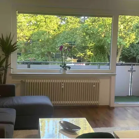 Geraeumige 1-zimmer-wohnung Mit Balkon